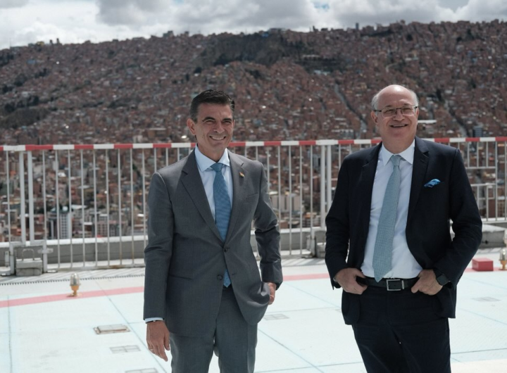 Rodrigo Paz y el presidente del BID Ilan Goldfajn