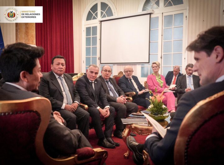 fotografía de la página oficial Cancillería Bolivia