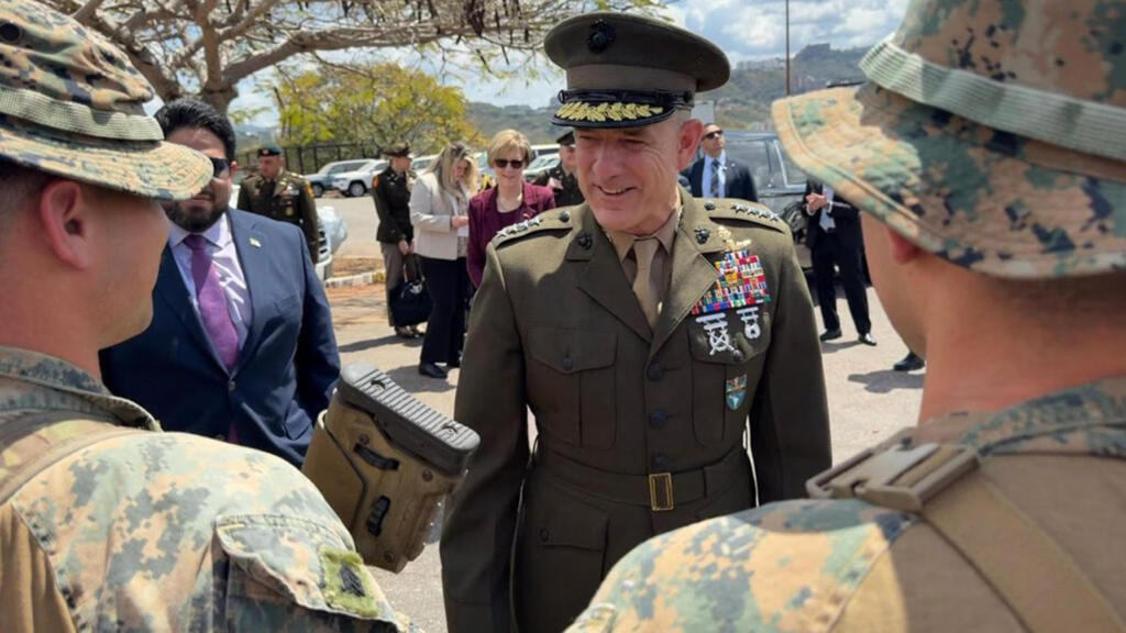 Francis L. Donovan, comandante del Comando Sur de Estados Unidos